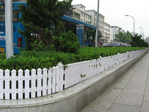 PVC花壇護欄